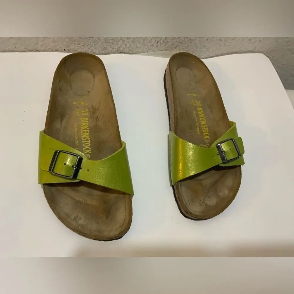 Birkenstock madrid patent womens size 7 green lemon